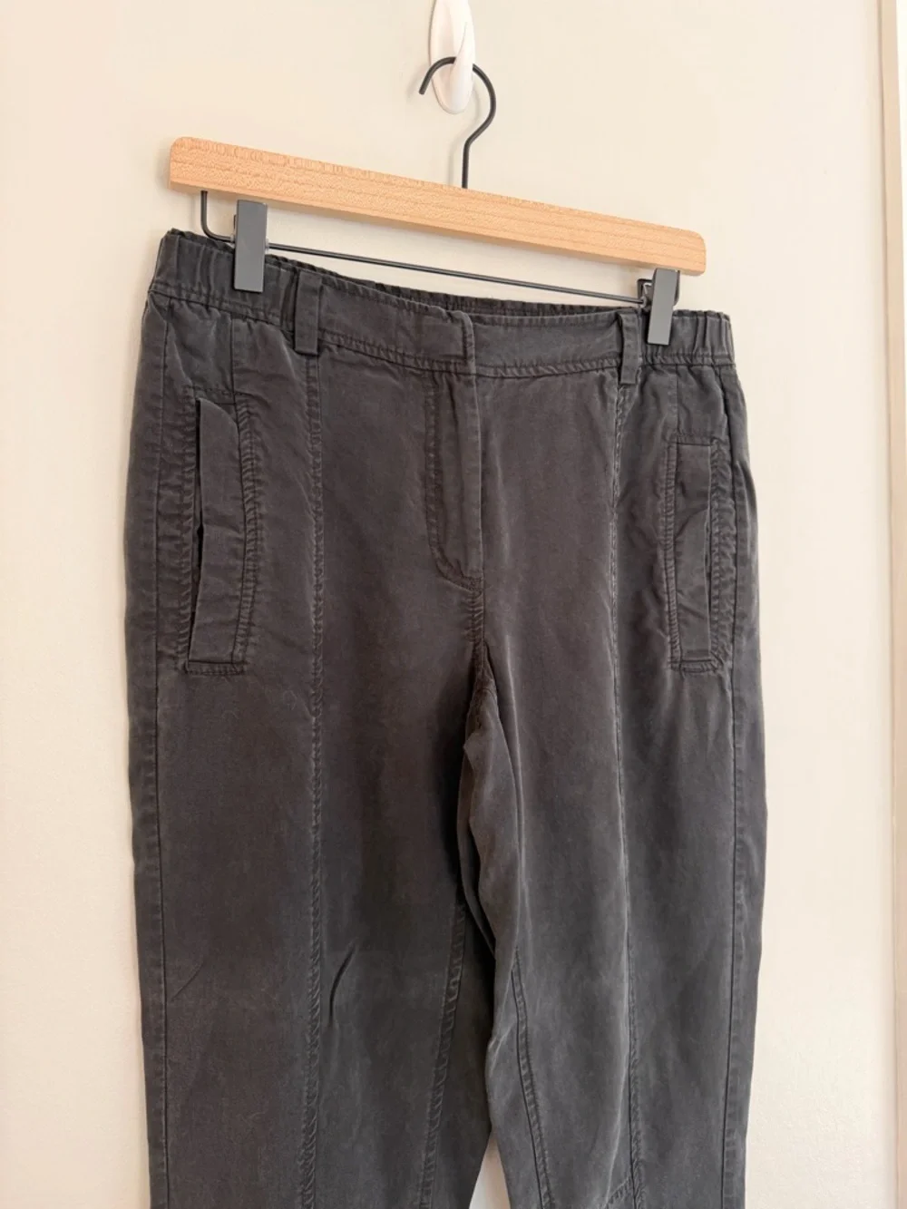 Eileen Fisher Black Tencel Pants XS Cropped Pull On Casual
